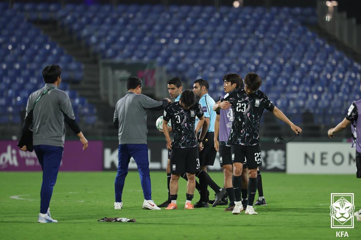 한국 U-23 남자 축구대표팀이 10명으로 뛴 베트남에 승부차기로 무릎을 꿇으며 대회를 4위로 마감했다. / 뉴스1