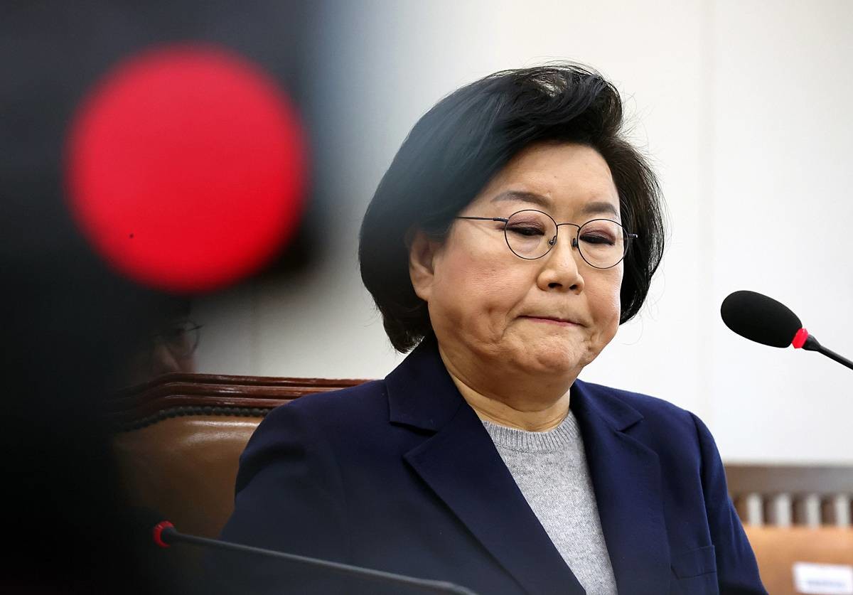 이재명 대통령은 25일 청와대에서 홍익표 정무수석의 브리핑을 통해 이혜훈 기획예산처 장관 후보자의 지명을 철회했다고 밝혔다. 사진은 지난 23일 국회에서 열린 인사청문회에 출석한 이혜훈 장관 후보자 / 뉴스1