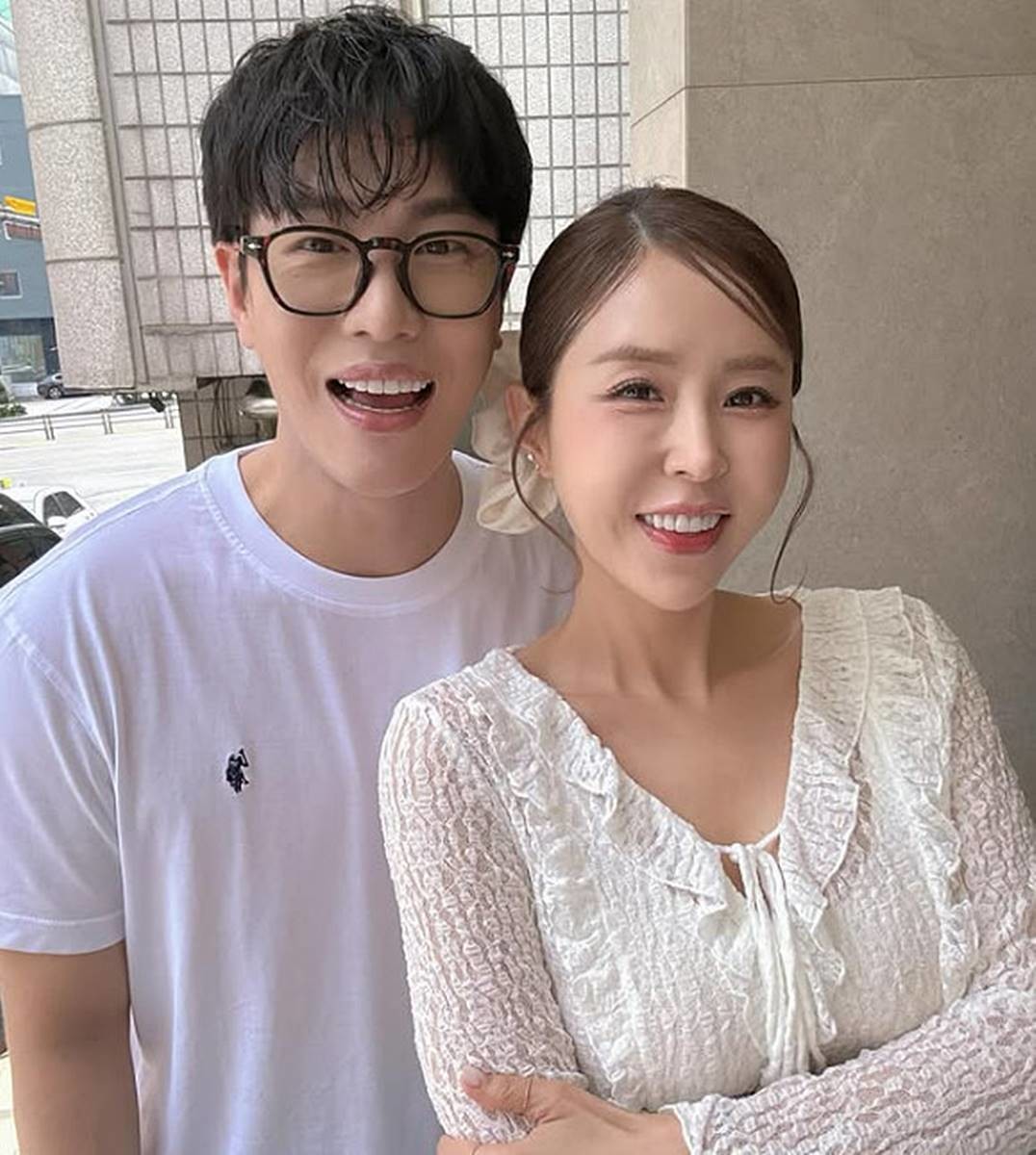 신지 예비신랑 문원과 신지 / 신지 인스타그램