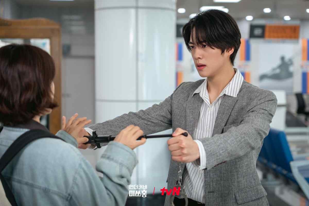 '언더커버 미쓰홍' 박신혜와 조한결. / tvN 제공