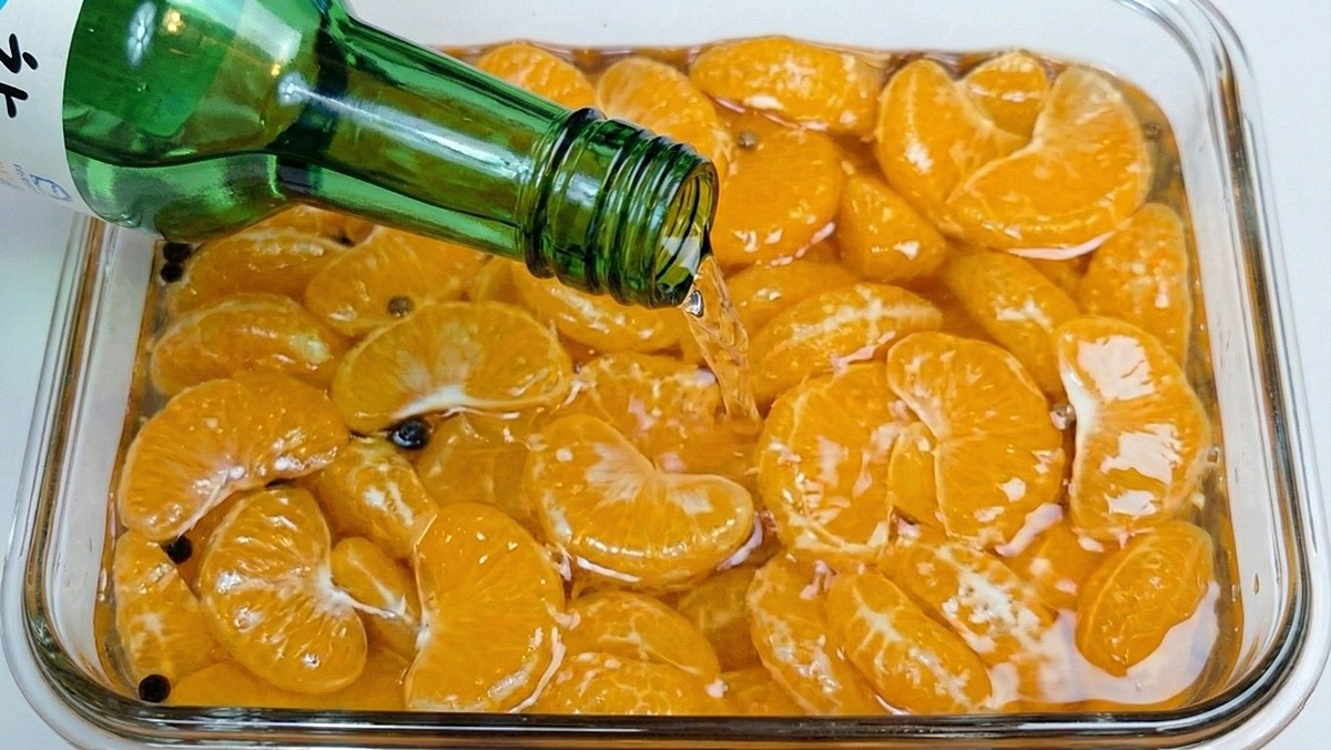 귤 피클 만드는 과정 / AI 생성 이미지