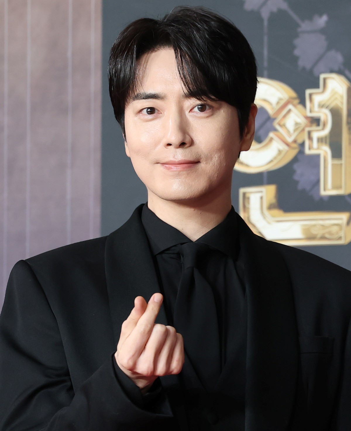 '2025 SBS 연기대상' 출연한 이준혁 / 뉴스1