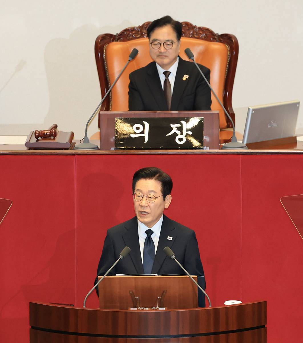 이재명 대통령이 지난해 11월 4일 서울 여의도 국회 본회의장에서 2026년도 예산안 및 기금운용계획안에 대한 시정연설을 하고 있다 / 뉴스1