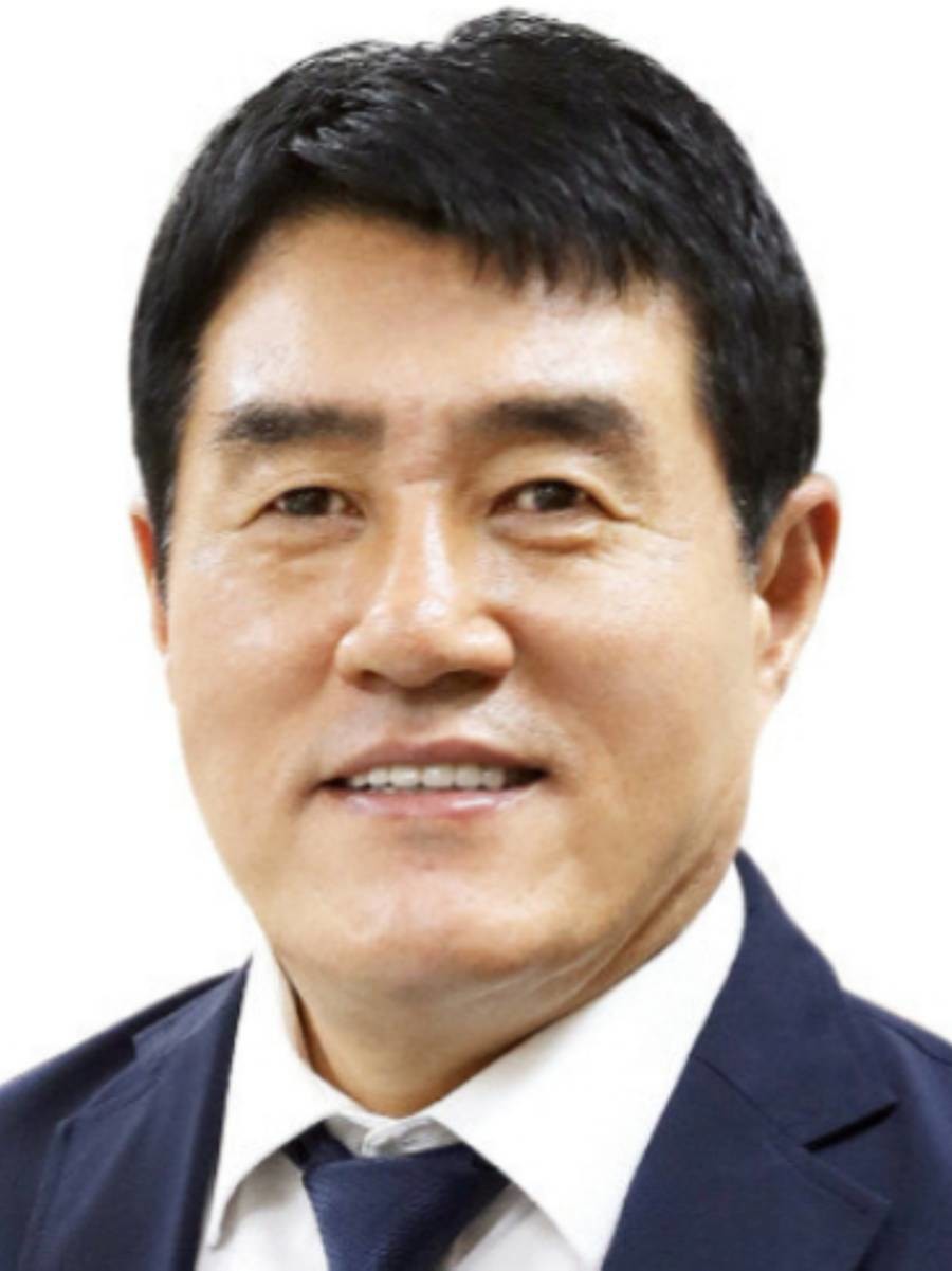 박영환 전 경북도의원이 영천시장 출마를 선언했다./박영환 제공