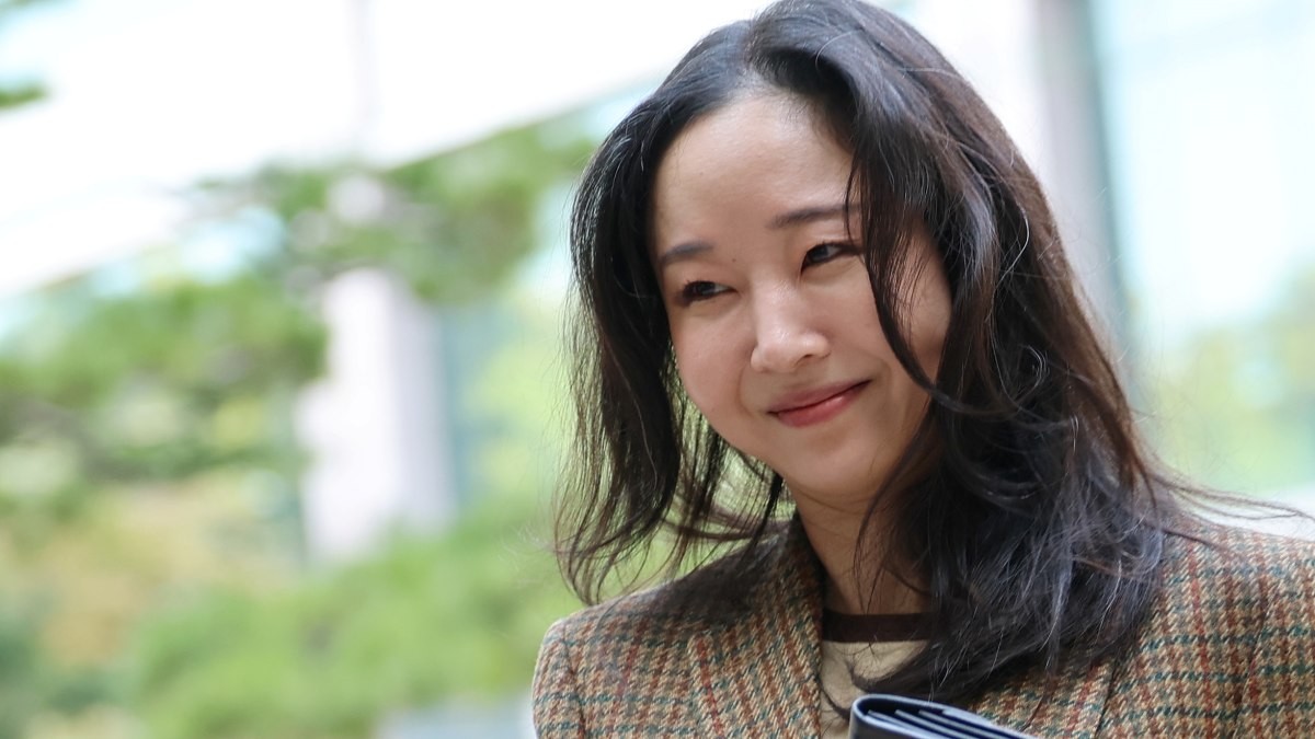 지난해 9월 하이브와의 풋옵션 행사 관련 주식매매대금 청구 소송 2차 변론기일에 출석 민희진 전 어도어 대표 / 뉴스1