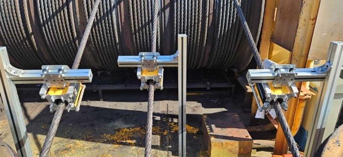 실시간 항만 크레인 와이어로프 결함 진단 시스템_와이어로프에 부착된 센서.