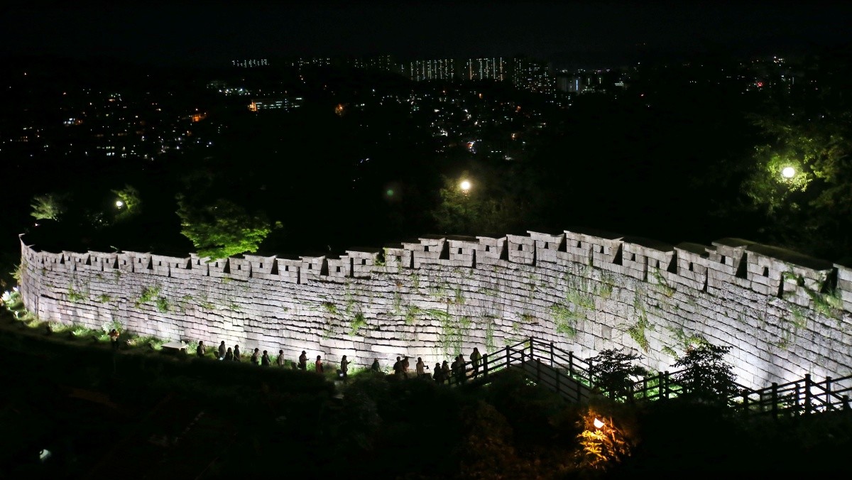 서울 와룡공원 인근 / 연합뉴스