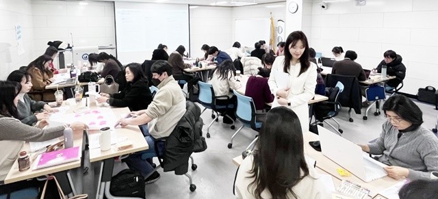 전라남도교육청이 학생의 마음건강과 관계 역량을 키우는 사회정서교육 활성화에 주력한다. 사진은 ‘사회정서교육 교원 심화 직무연수’ 모습.