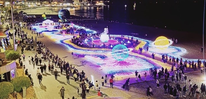 해운대구가 주최한 ‘제12회 해운대빛축제’가 대규모 방문객 유치와 높은 소비 효과를 동시에 거두며 해운대 겨울 관광의 핵심 콘텐츠로 자리매김했다. / 사진제공=해운대구