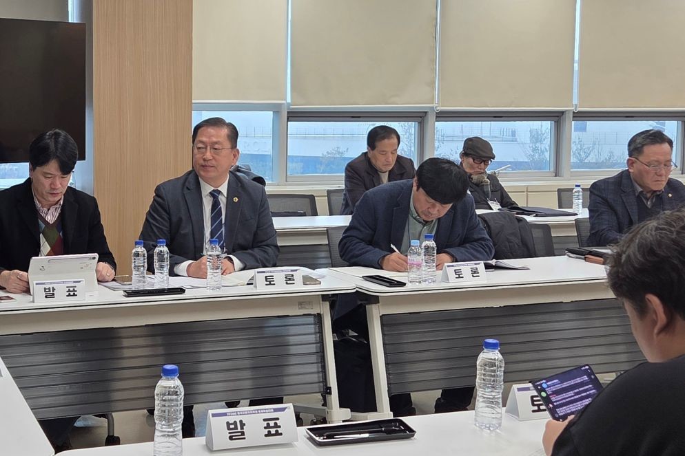 세종시 유인호 의원, “주민자치 법제화, 내용 비면 ‘방임’ 된다” / 세종시의회