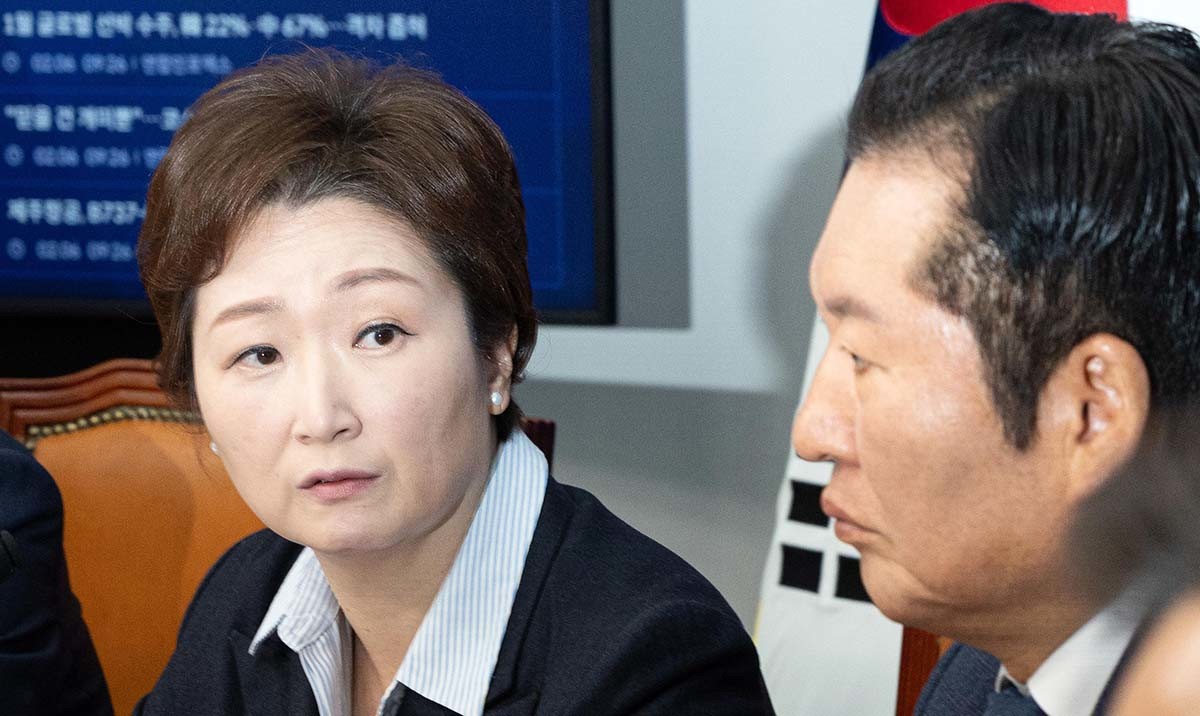 이언주 더불어민주당 최고위원이 6일 서울 여의도 국회에서 열린 최고위원회의에서 발언하고 있다. / 뉴스1