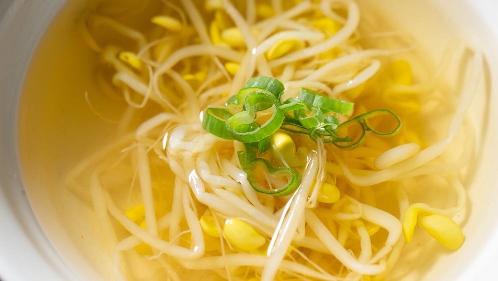 콩나물국  /  mnimage-shutterstock.com
