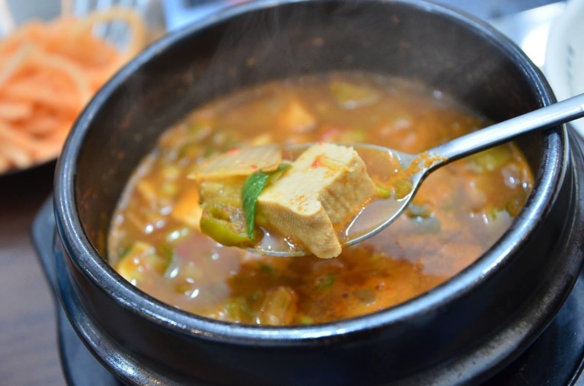 된장찌개 / Light Win-shutterstock.com