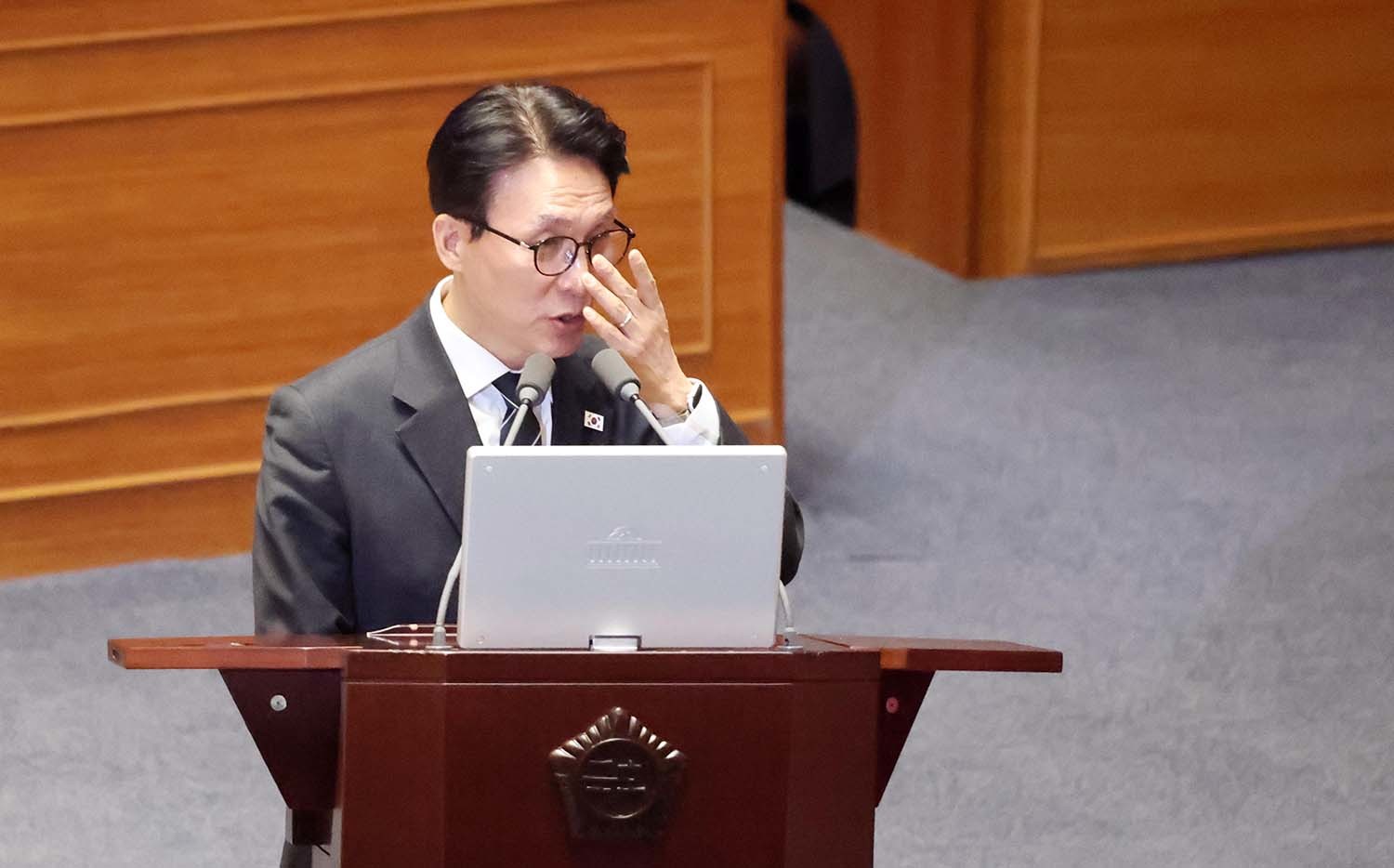 9일 서울 여의도 국회에서 열린 제432회국회(임시회) 제4차 본회의 정치·외교·통일·안보에 관한 대정부 질문에서 김민석 국무총리가 질의에 답변하고 있다. / 뉴스1