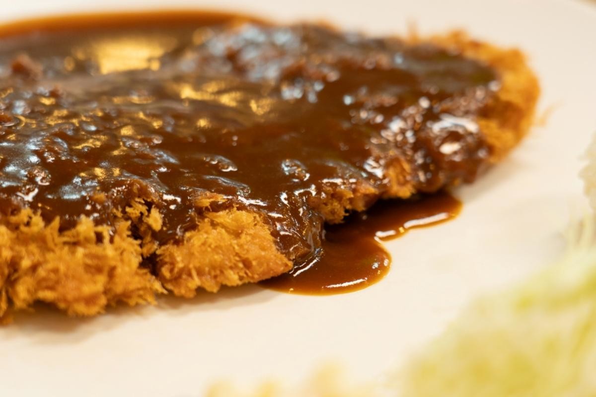 돈까스  / JUNGEUNKIM-shutterstock.com