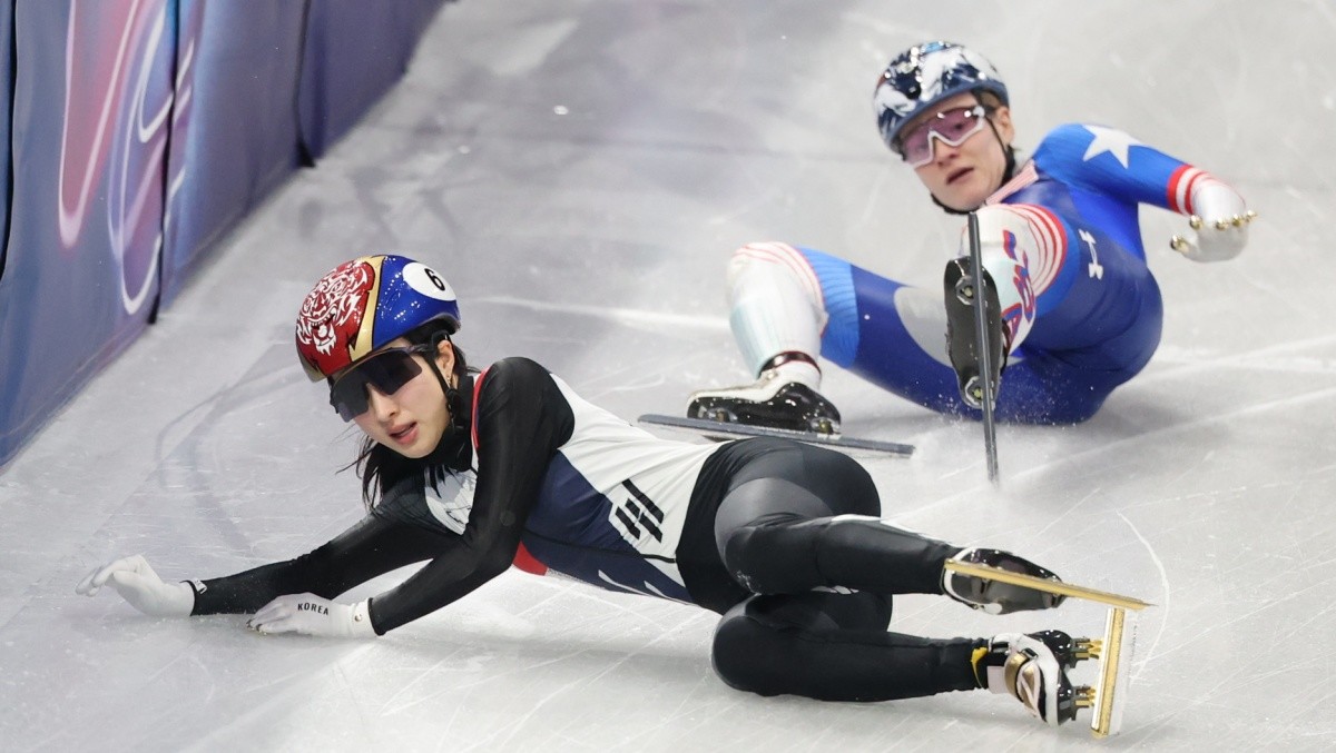 넘어진 김길리 / 뉴스1