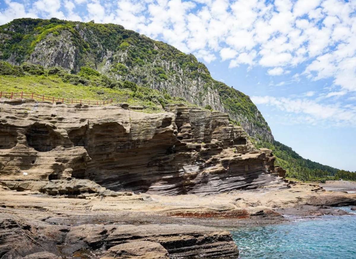 용머리해안 / VISIT JEJU-제주관광공사 제공