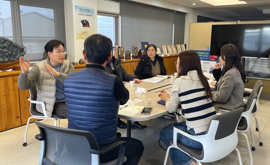 경산시는 지역산업 현장의 인력난을 해결하고자 찾아가는 광역형 비자 설명회를 추진한다.  / 경산시 제공