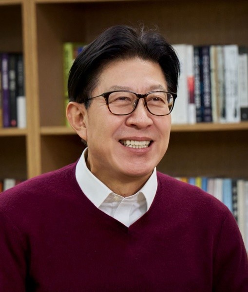 11일 청와대와 여당이 한국거래소를 지주회사로 전환하고 코스닥 시장을 자회사로 분리하는 내용을 골자로 한 시장 구조 개편 방안을 검토하는 것으로 알려지자, 박형준 부산시장이 강하게 반발했다. / 사진제공=부산시 재판매 및 DB 금지