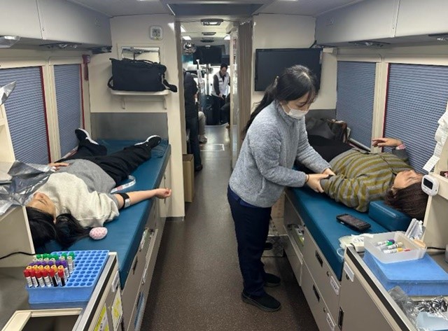 2월 2일부터 13일까지를 헌혈 주간으로 지정해 ‘생명나눔 사랑의 헌혈’ 행사를 실시