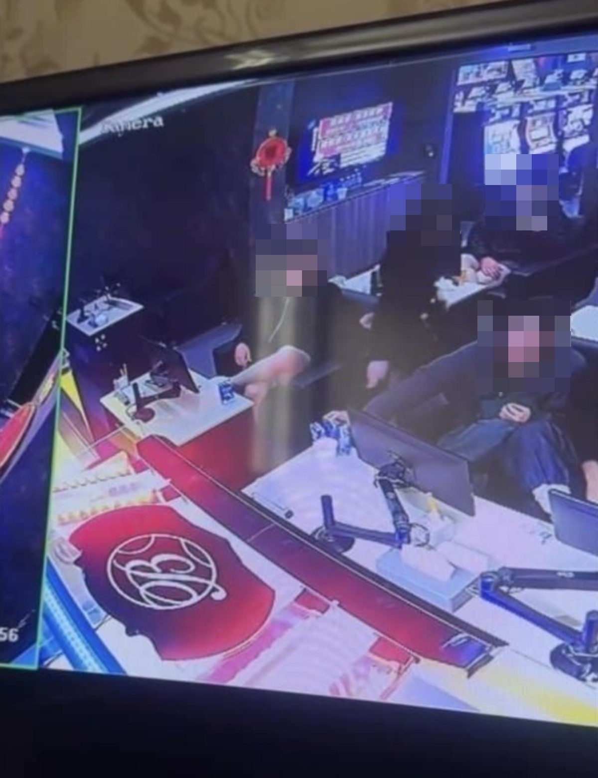 온라인 커뮤니티에 확산된, 현지 게임장으로 추정되는 장소에서 촬영된 CCTV 영상 / 온라인 커뮤니티