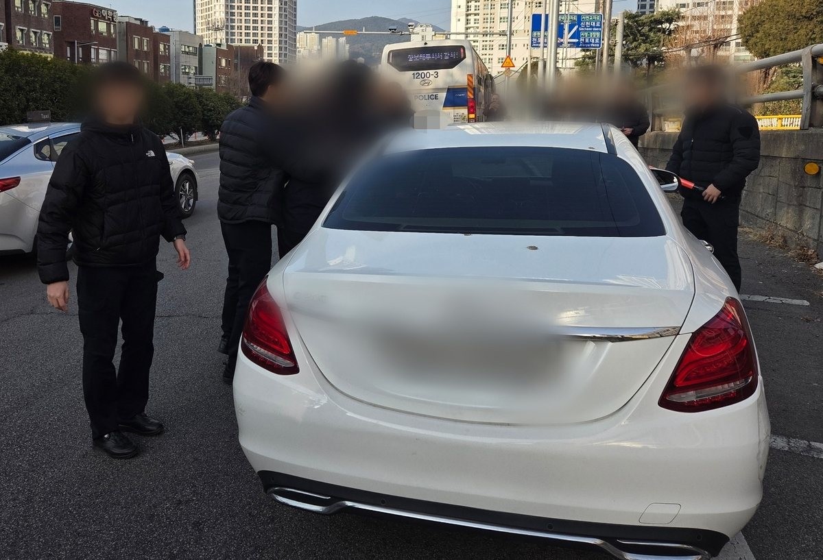 부산 황령터널 인근 음주 운전 검거 현장. / 부산경찰청 제공