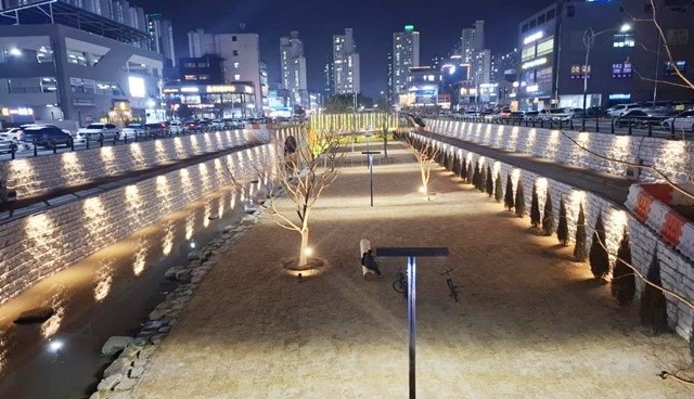 도심 속 휴식처 신대천