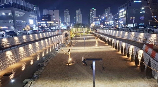 도심 속 휴식처 신대천