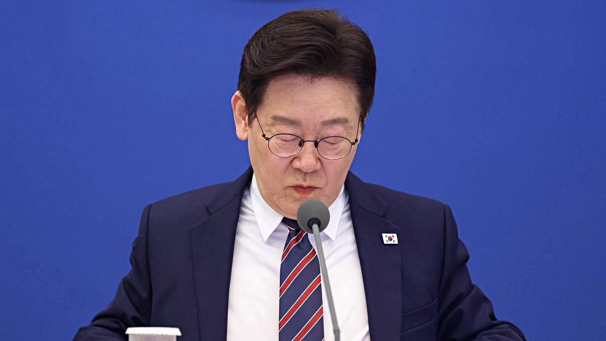 이재명 대통령이 지난 12일 청와대에서 열린 수석보좌관회의에 참석해 있다. / 뉴스1