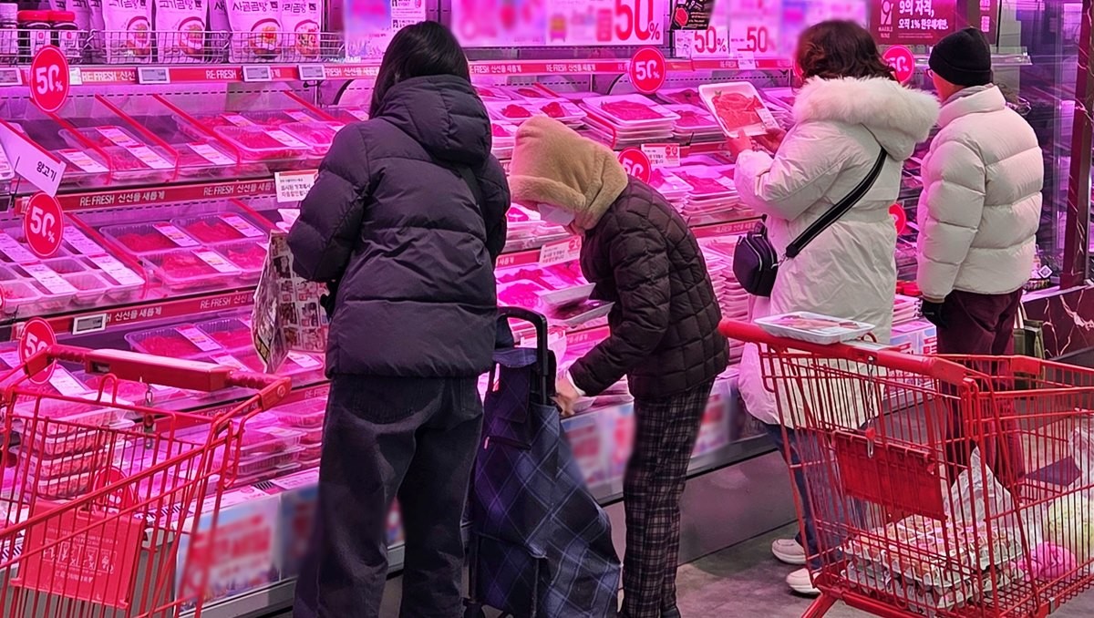 롯데마트 매장 모습. 기사 이해를 돕기 위한 자료 사진 / 뉴스1