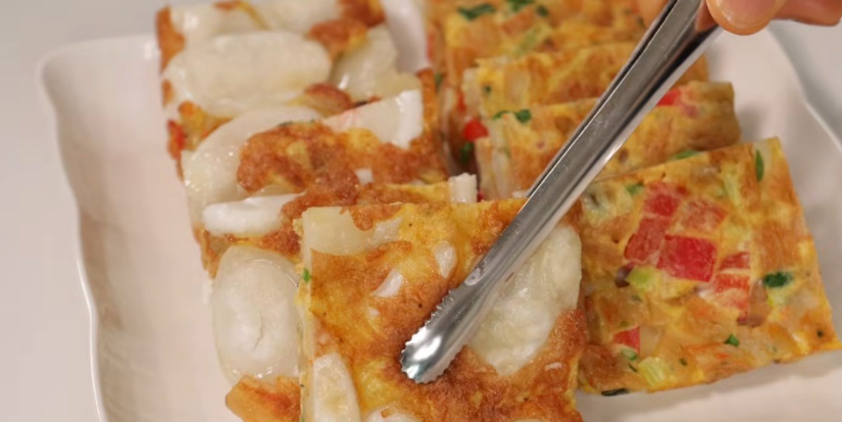 완성된 떡국 전 / 유튜브 '맛난메뉴'