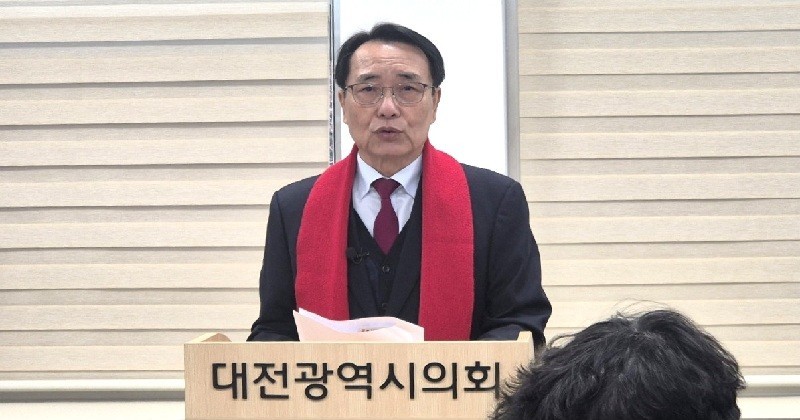 20일 한현택 전 동구청장이 ' 공허한 청사진이 아닌 실행력으로 동구의 새로운 100년을 열겠다”며 제9회 전국동시지방선거 대전 동구청장 선거 출마를 공식 선언했다./사진=김지연 기자