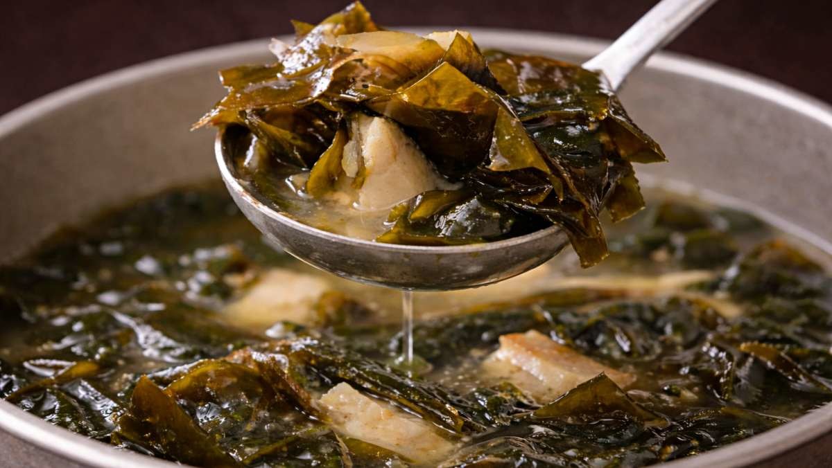 '미역국에 풍덩 빠진 2월 제철 생선?!' 기사 내용 토대로 AI툴 활용해 제작한 자료사진.