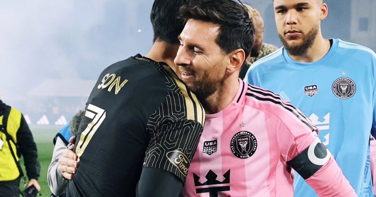 22일(한국 시각) 미국 로스앤젤레스 메모리얼 콜리세움에서 열린 인터 마이애미와의 2026 MLS 공식 개막전에 포옹하는 손흥민(좌)과 메시 / 손흥민 인스타그램