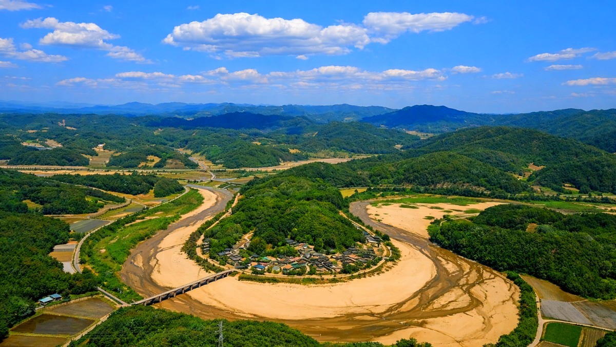 영주 무섬마을. 기사 내용 토대로 AI툴 활용해 제작한 자료사진.
