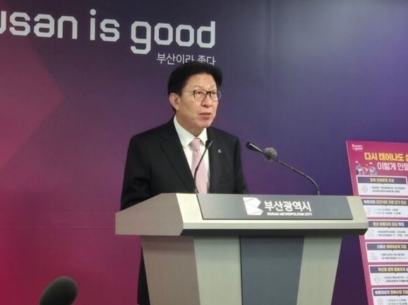 박형준 부산시장이 정부·여당이 추진 중인 광역단체 행정통합 특별법에 대해 “분권의 본질이 빠진 통합”이라며 전면 재검토를 촉구했다. / 사진제공=부산시