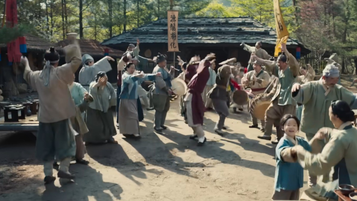 '왕과 사는 남자' 속 한 장면 / 유튜브 '쇼박스 SHOWBOX'