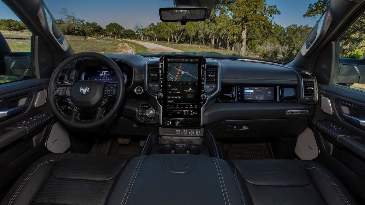 램 1500의 실내. / 스텔란티스