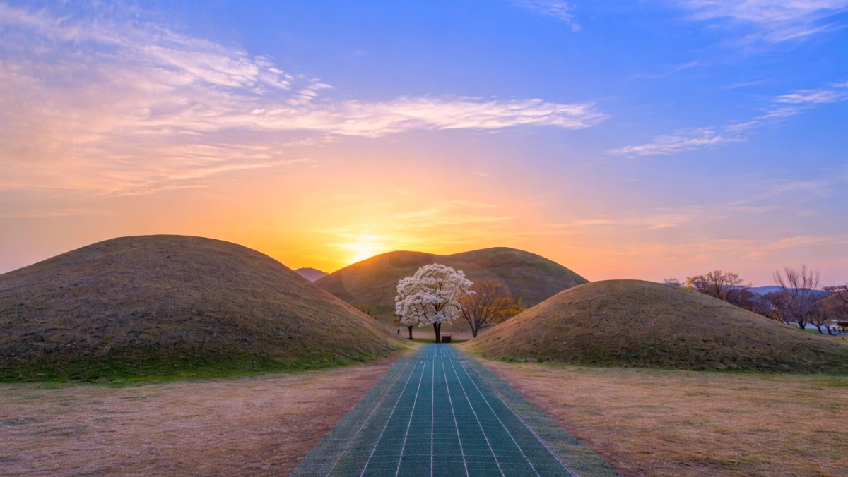 경주 대릉원. 기사 내용 토대로 AI툴 활용해 제작한 자료사진.