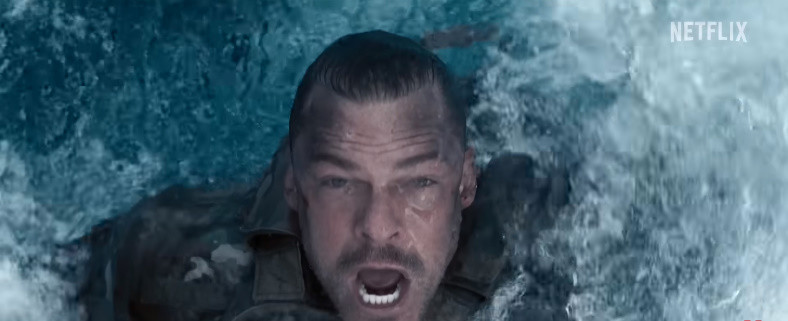 수중 액션을 소화한 앨런 리치슨 / 넷플릭스