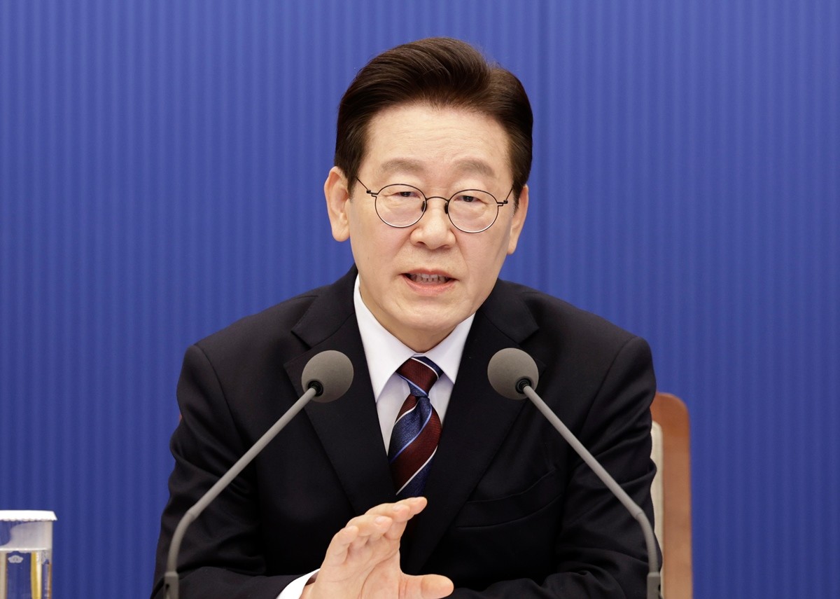 이재명 대통령이 26일 청와대 여민관에서 열린 수석보좌관회의에서 발언하고 있다. / 뉴스1