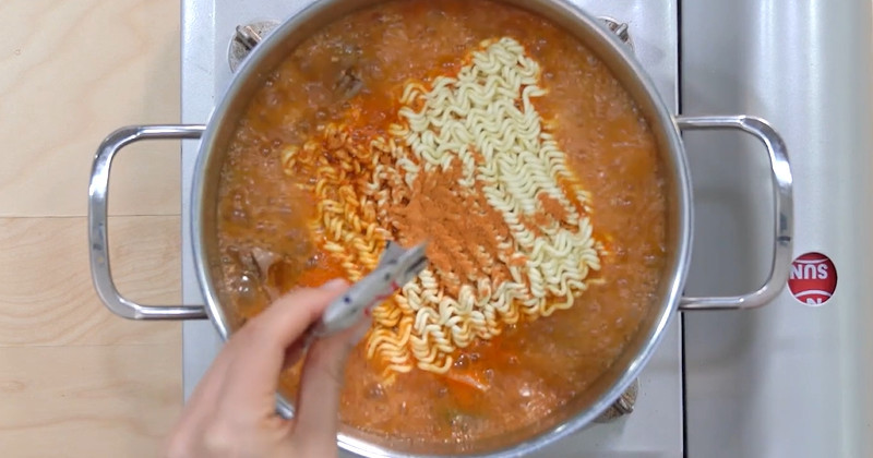 유튜브 '노른자두'