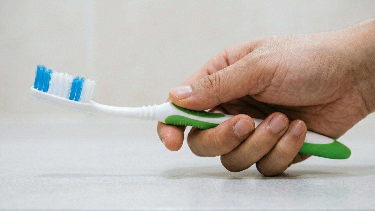 칫솔 사진 (AI로 제작됨)