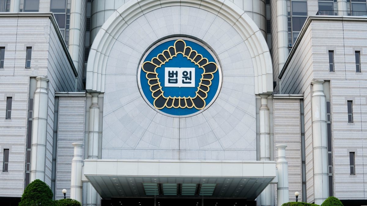 법원 자료사진. (기사 속 사건과 직접적인 연관은 없음을 밝힙니다.) / Jisoo Song-shutterstock.com