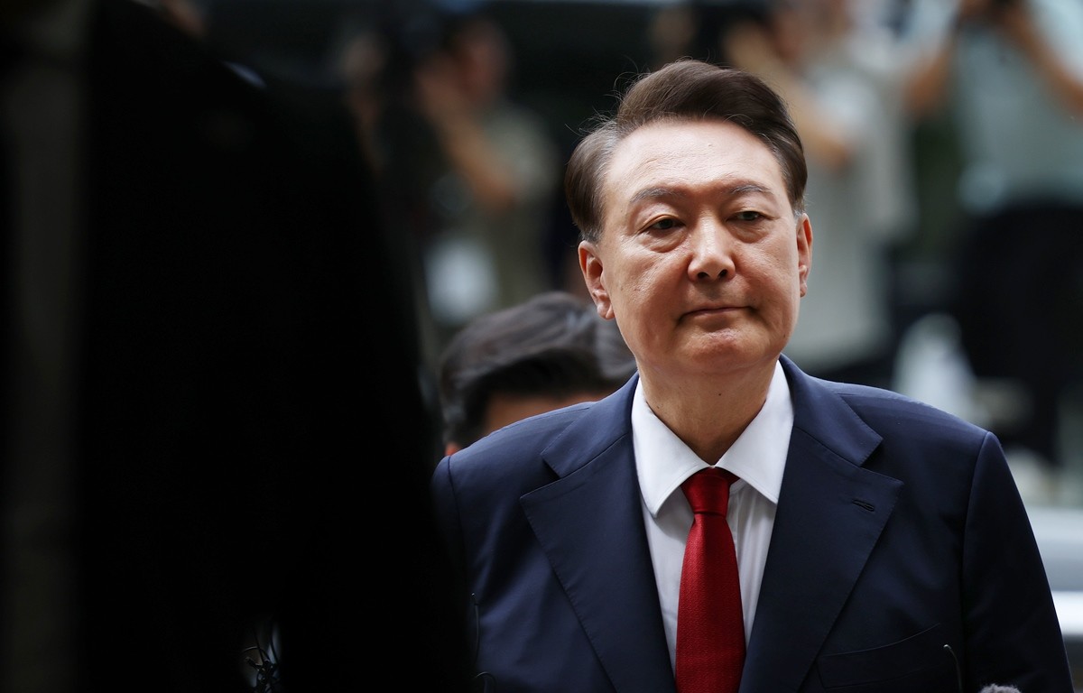 윤석열 전 대통령 자료 사진. 서울 여의도 국회 본관과 의원회관을 잇는 지하통로에 있던 윤석열 전 대통령 모습이 담긴 사진이 철거된 것으로 전해졌다. 국회의장실은 지난 3일 공지를 통해 '우원식 국회의장의 결정에 따른 조치'라며 이렇게 밝혔다. / 뉴스1