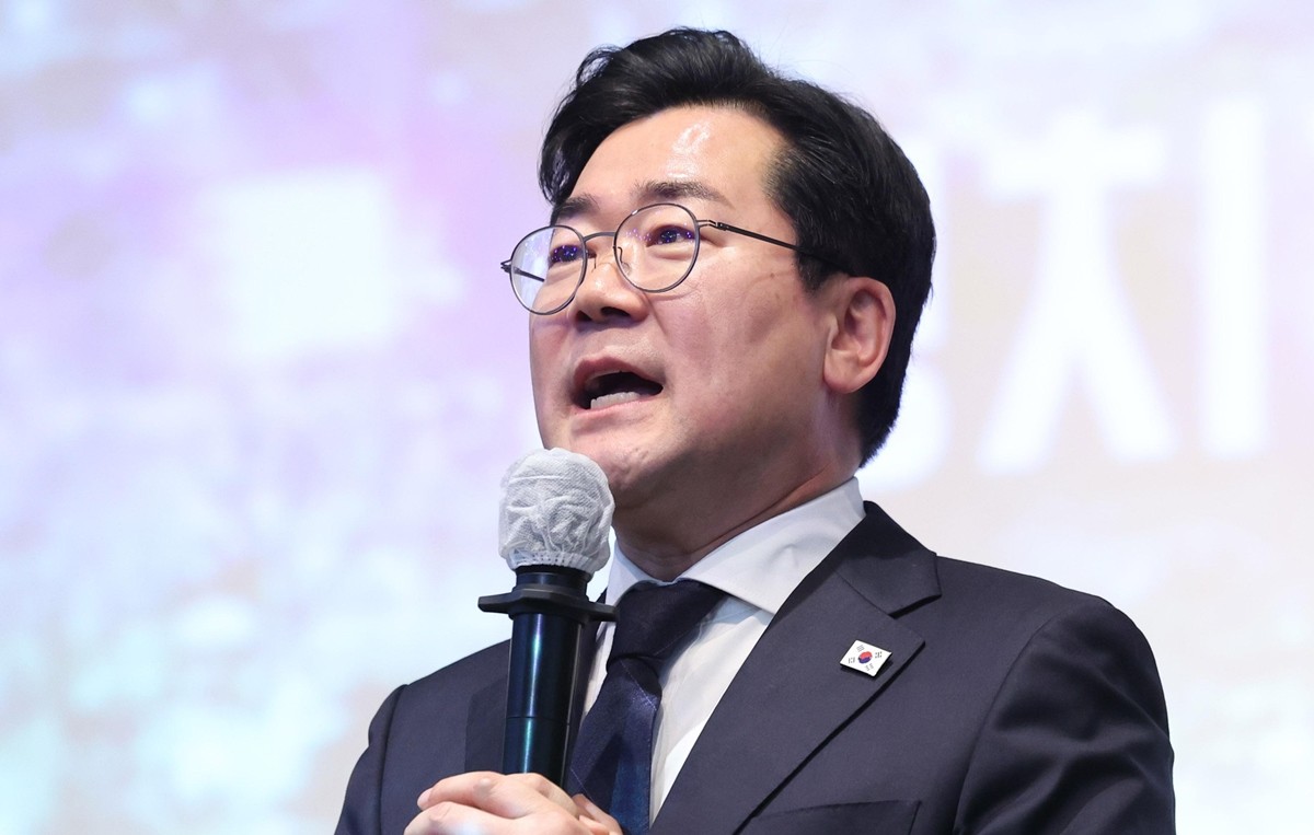 박찬대 더불어민주당 의원이 2일 오후 인천 미추홀구 인하대 본관 대강당에서 열린 출판기념회에서 발언하고 있다. / 뉴스1