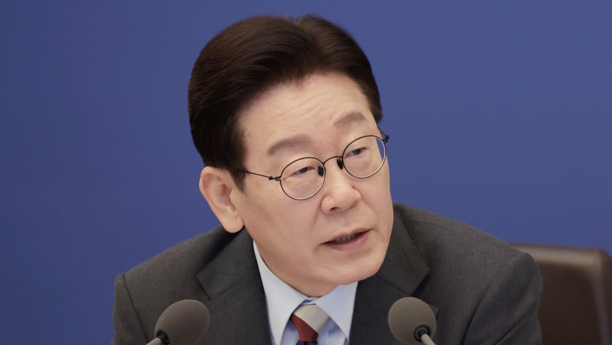 이재명 대통령이 5일 청와대에서 열린 임시 국무회의에서 발언하고 있다. / 뉴스1