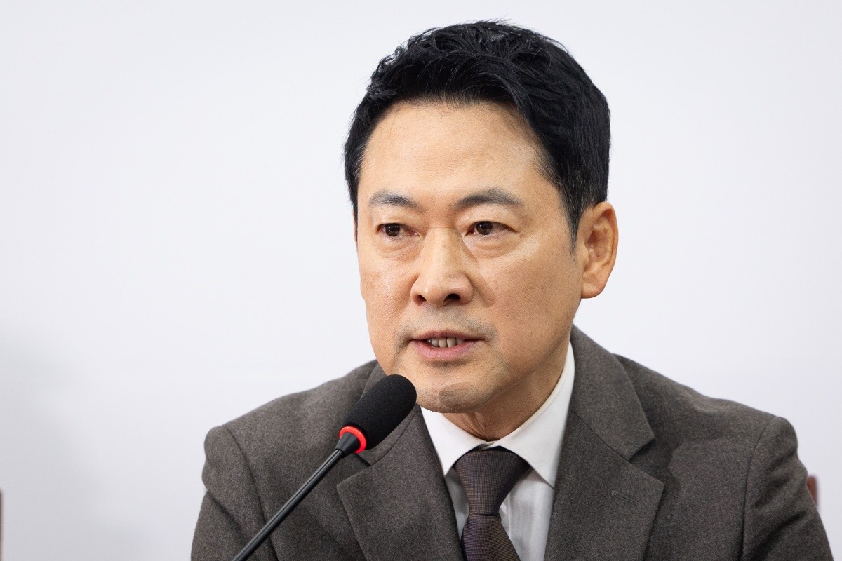 장동혁 국민의힘 대표가 지난 2일 서울 여의도 국회에서 열린 최고위원회의에서 모두 발언을 하고 있다 / 뉴스1