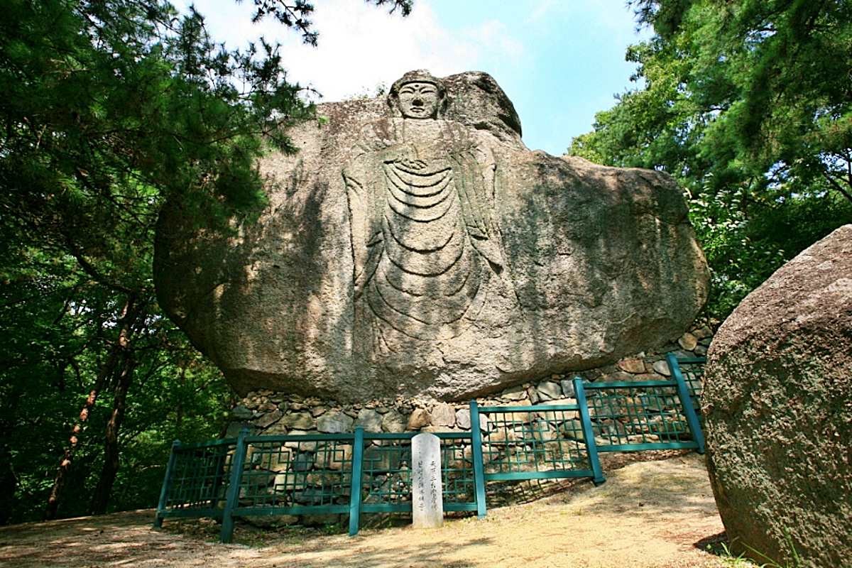 천안 삼태리 마애여래입상 / 충청남도-충남관광 홈페이지
