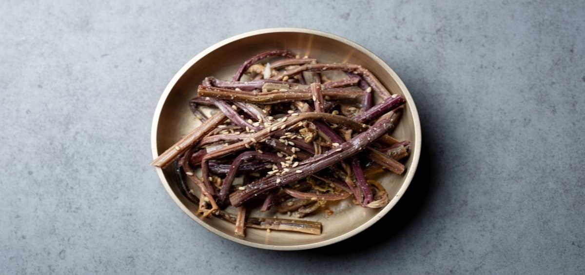 고사리 볶음  / mnimage-shutterstock.com